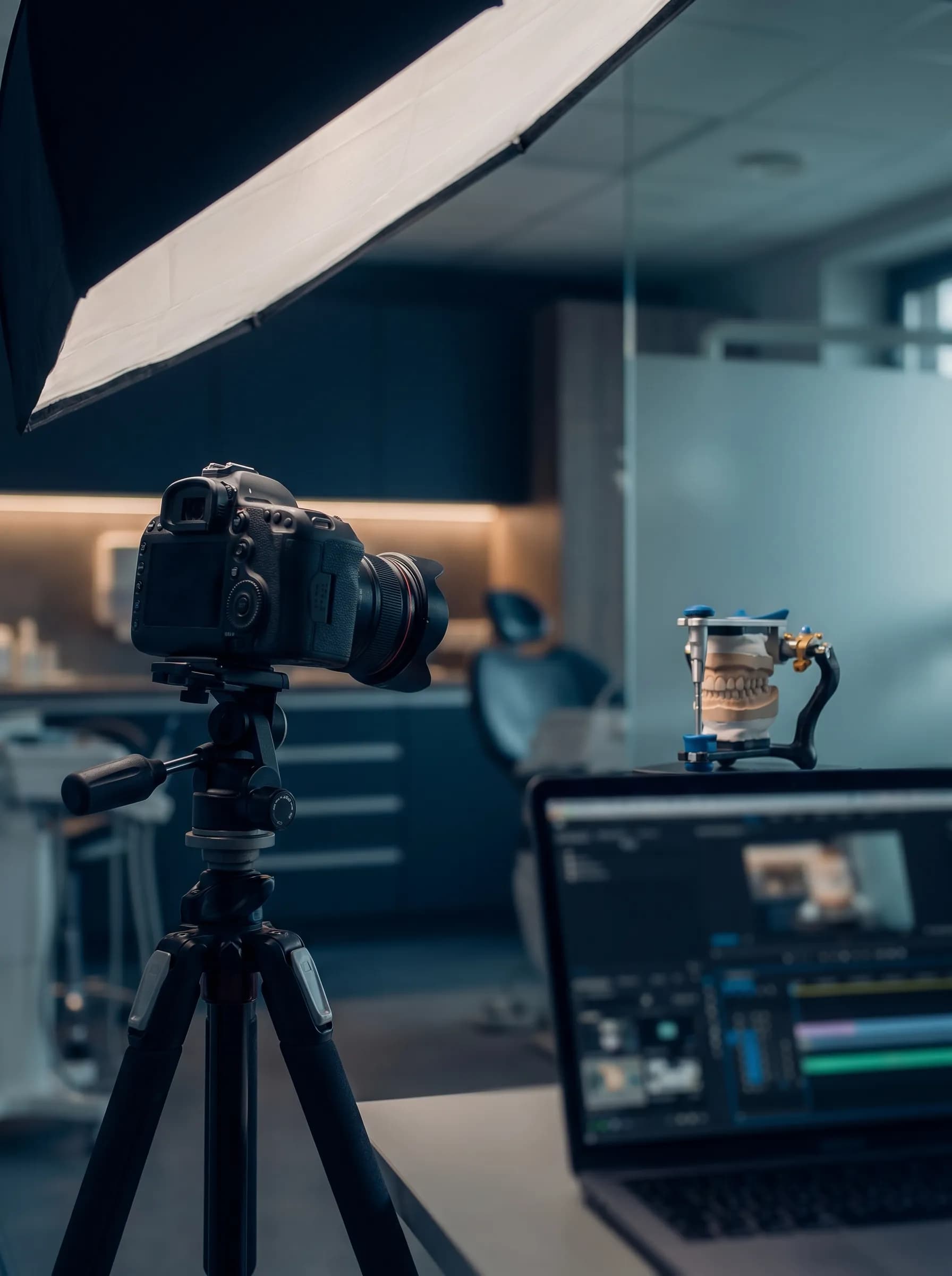 Clinical video recording setup in a dental office